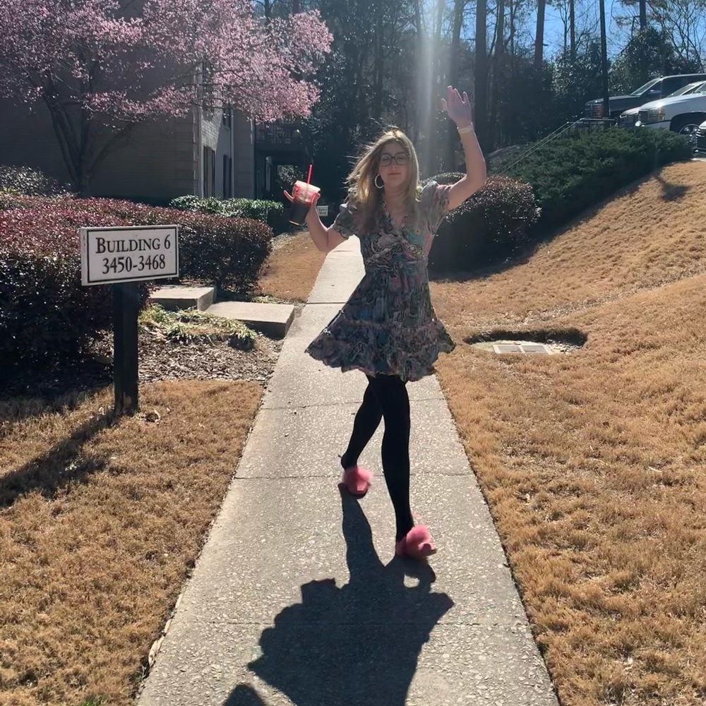 Meet your Posher, Caroline